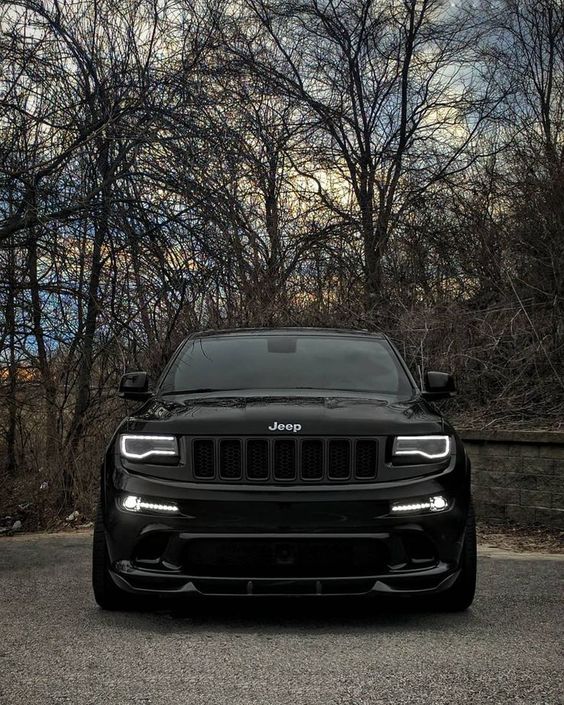 GRAND CHEROKEE